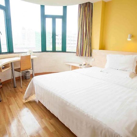 7Days Inn Foshan Dongfang Square Walmart Phòng bức ảnh