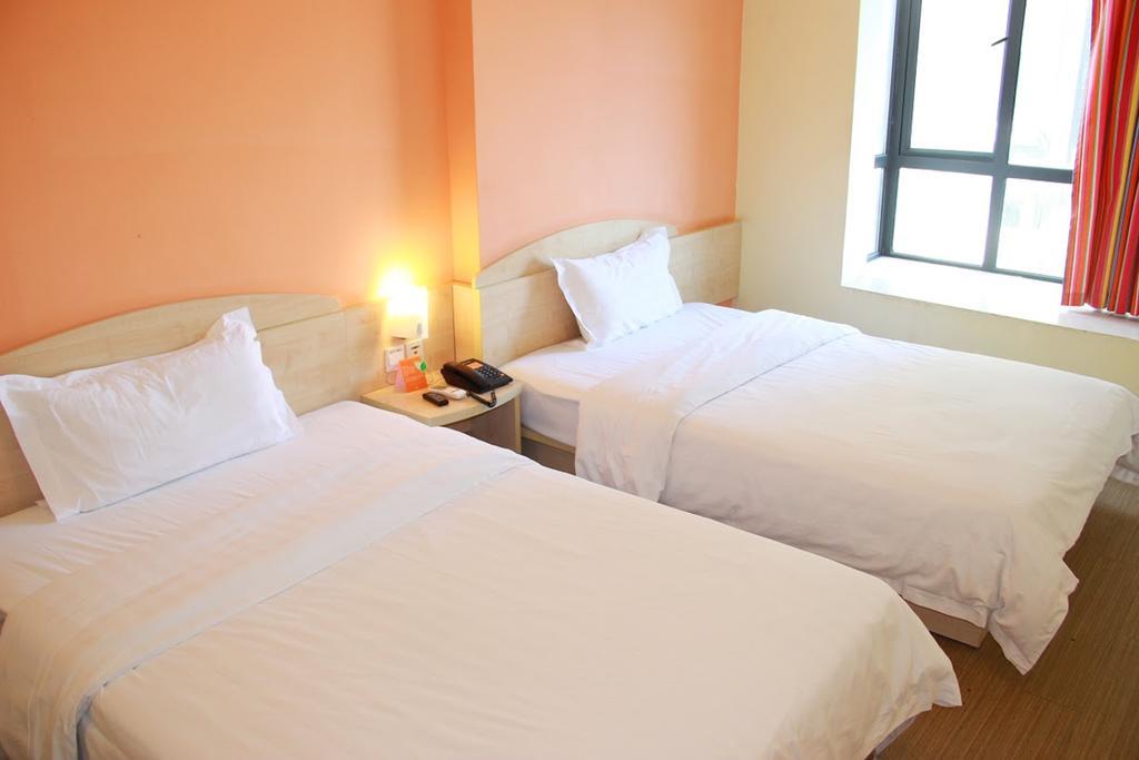 7Days Inn Foshan Dongfang Square Walmart Ngoại thất bức ảnh