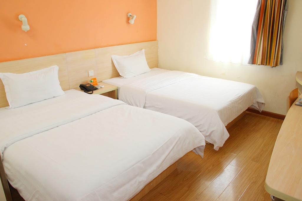 7Days Inn Foshan Dongfang Square Walmart Ngoại thất bức ảnh