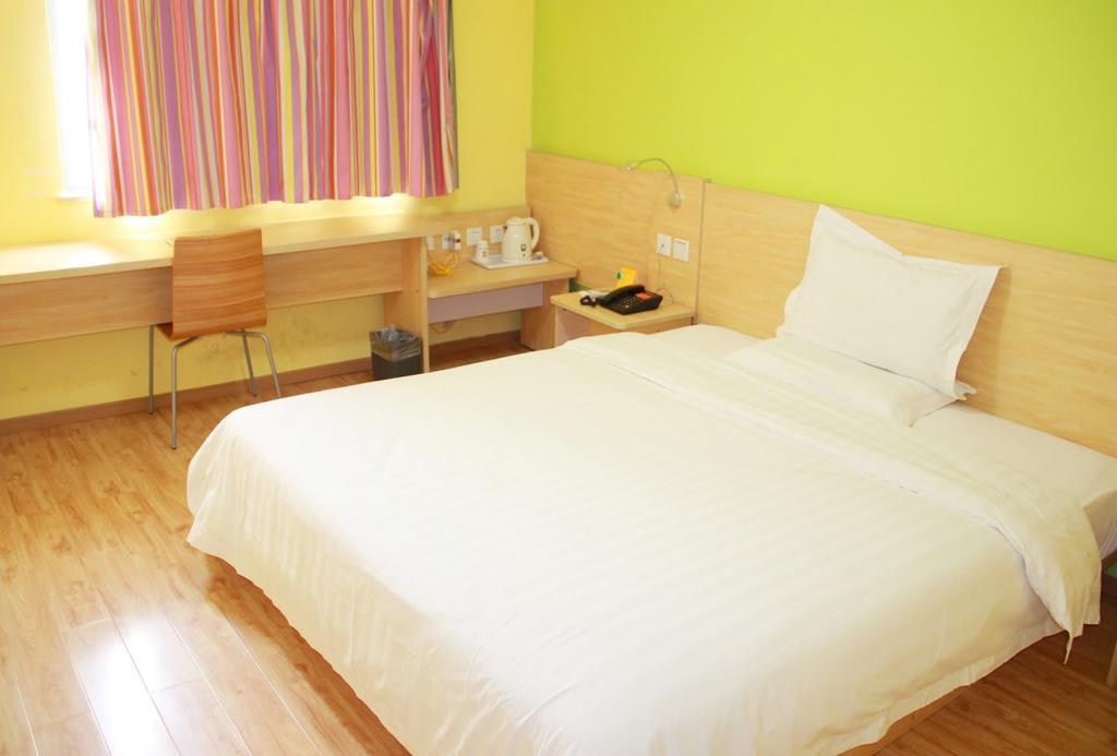 7Days Inn Foshan Dongfang Square Walmart Ngoại thất bức ảnh