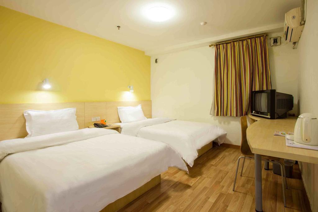 7Days Inn Foshan Dongfang Square Walmart Phòng bức ảnh