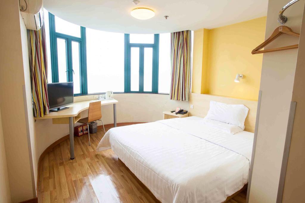 7Days Inn Foshan Dongfang Square Walmart Phòng bức ảnh